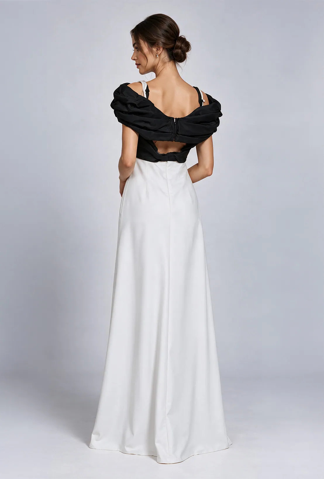 CAROLINA HERRERA görsel 3