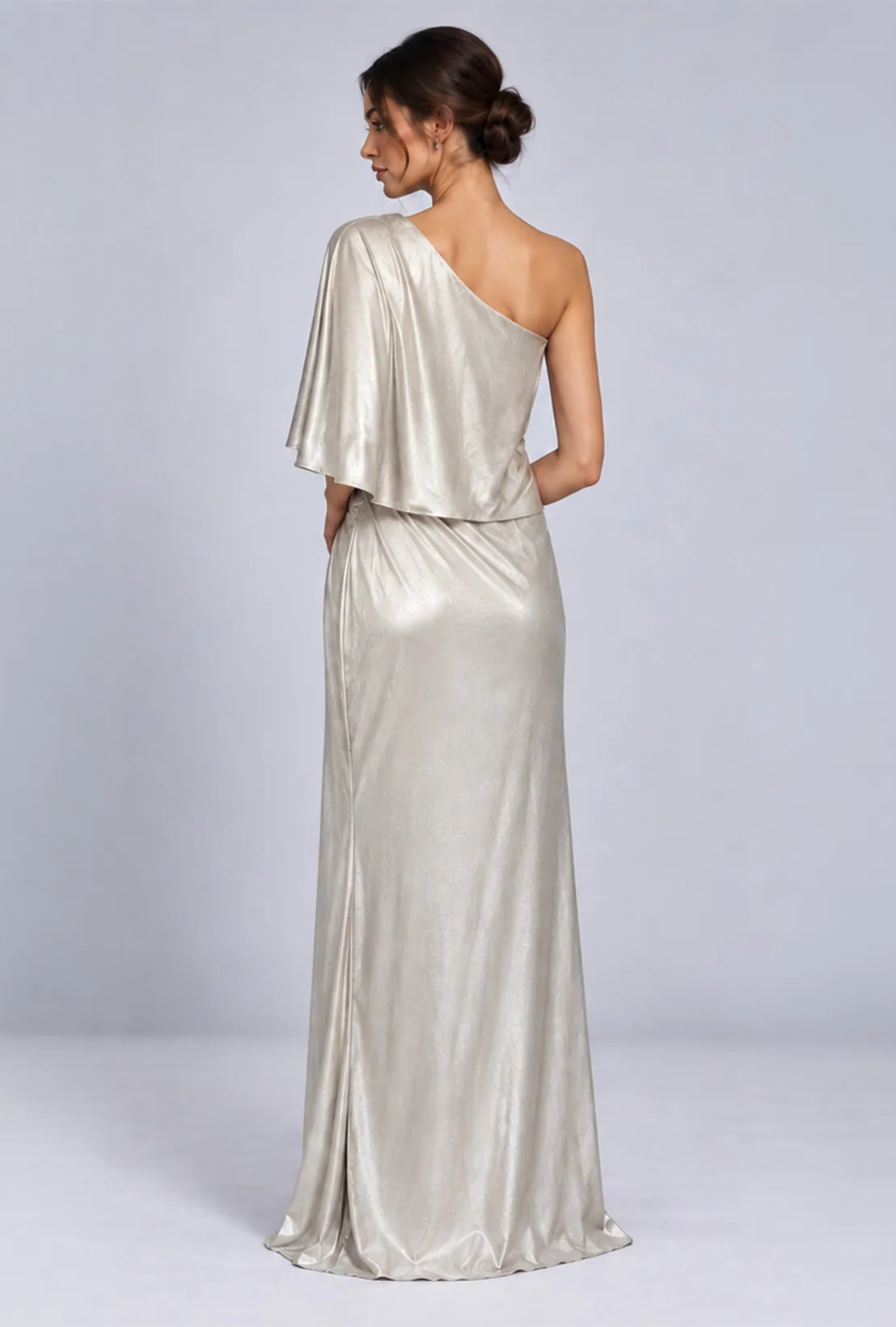 HALSTON görsel 3